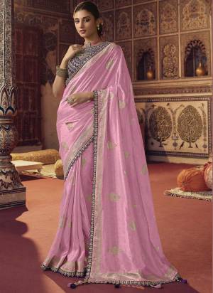 Attrective Looking These Saree in Fine Colored pair With Blouse.These Saree is Fabricated On Viscose Silk Pair With Banglori Silk Blouse.Its Beautified With Wevon Jacquard Butti,Jar,Resham, Sequance Embroidery Work,Heavy Blouse Work.