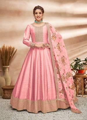 Grab These Anarkali Suit in Fine Colored Pair With Bottom And Dupatta.These Top Are Art Silk And Dupatta Are Fabricated On Organza Pair With Santoon Bottom.Its Beautified With Santoon Inner.Its Beautified With Designer Jari Embroidery Work,Floral Printed Dupatta.