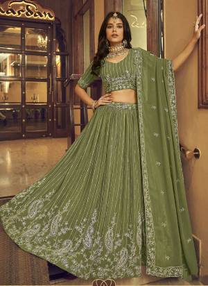 For A Designer Look,Grab These Lehenga Choli in Fine Colored.These Lehenga And Blouse Are Fabricated On Faux Georgette Pair With Faux Georgette Blouse.Its Beautified With Designer Viscose Thread,Sequance Embroidery Work.