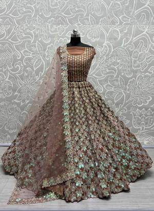 For A Designer Look,Grab These Lehenga Choli in Fine Colored.These Lehenga Choli Are Organza And Dupatta Are Fabricated On Soft Net Pair.Its Beautified With Fancy Designer Thread,Rainbow Sequance,Dori Embroidery,Diamond Work.