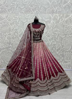 For A Designer Look,Grab These Lehenga Choli in Fine Colored.These Lehenga Are Net Choli Are Bridal Net And Dupatta Are Fabricated On Soft Net Pair.Its Beautified With Fancy Designer Mirror,Dori Embroidery,Zarkan Diamond Work.