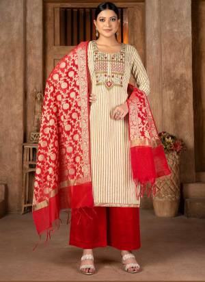 Grab These Suit in Fine Colored Pair With Bottom And Dupatta.These Top Are Cambric Cotton And Dupatta Are Fabricated On Banarasi Silk Pair With Cotton Bottom.Its Beautified With Wevon Designer With Embroidery Work.