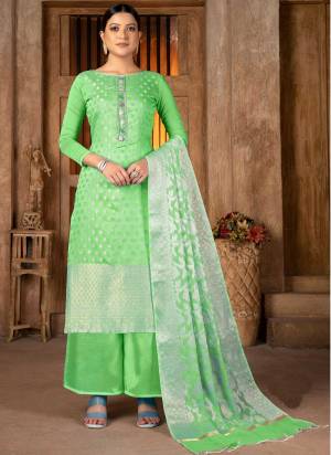 Grab These Suit in Fine Colored Pair With Bottom And Dupatta.These Top And Dupatta Are Fabricated On Banarasi Silk Pair With Santoon Bottom.Its Beautified With Wevon Jacquard Designer.