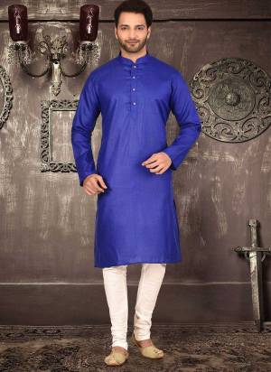 For A Festive Wear,Grab These Readymade Kurta With Chudidar Payjama Pair in Fine Colored.These Kurta And Chudidar Are Fabricated on Cotton Pair.Its Beautified With Solid .