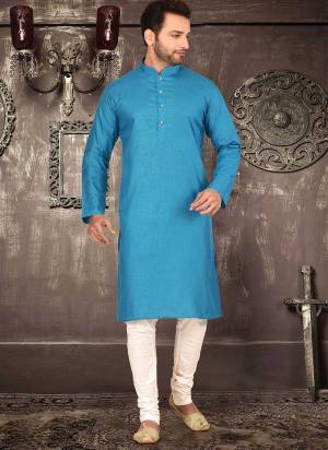 For A Festive Wear,Grab These Readymade Kurta With Chudidar Payjama Pair in Fine Colored.These Kurta And Chudidar Are Fabricated on Cotton Pair.Its Beautified With Solid .