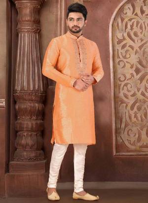 For A Festive Wear,Grab These Readymade Kurta With Chudidar Payjama Pair in Fine Colored.These Kurta Are Royal Silk Mulbury And Chudidar Are Fabricated on Dupion Silk Pair.Its Beautified With Jardosi And Machine Hand Work .