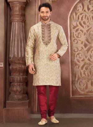 For A Festive Wear,Grab These Readymade Kurta With Chudidar Payjama Pair in Fine Colored.These Kurta Are Jameywar And Chudidar Are Fabricated on Art Silk Pair.Its Beautified With Jardosi And Machine Hand Work .