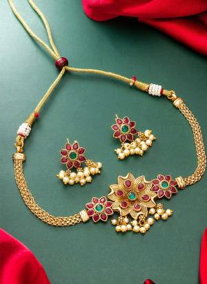 Grab These Beautifil Gold Colored Necklace.These Necklace is Come Copper Material And Beautified With Temple Work.