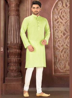 For A Festive Wear,Grab These Readymade Kurta With Chudidar Payjama Pair in Fine Colored.These Kurta Are Slub Cotton And Chudidar Are Fabricated on Cotton Pair.Its Beautified With Solid .