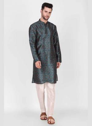 For A Festive Wear,Grab These Readymade Kurta With Chudidar Payjama Pair in Fine Colored.These Kurta And Chudidar Are Art Silk Fabricated on Pair.Its Beautified With Designer Printed .