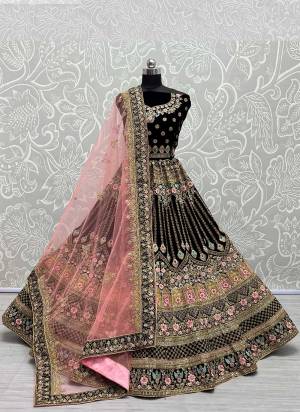 For A Designer Look,Grab These Lehenga Choli in Fine Colored.These Lehenga And Choli Are Velvet And Dupatta Are Fabricated On Soft Net Pair.Its Beautified With Designer Dori,Jari, Multy Thread Embroidery Work.