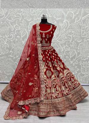 For A Designer Look,Grab These Lehenga Choli With Dupatta in Fine Colored.These Lehenga And Choli Are Velvet And Dupatta Are Fabricated On Soft Net Pair.Its Beautified With Designer Fancy Multy Thread,Dori Embroidery, Diamond Work.