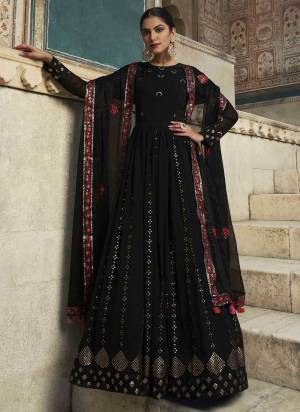 Grab These Beautiful Looking Designer Gown With Dupatta.These Gown is Georgette And Dupatta Is Fabricated On Shimmer.Its Beautified With Designer Thread And Sequance Embroidery Work.