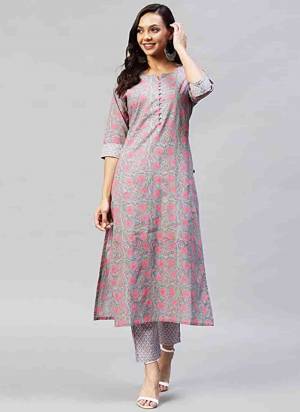 Grab These Beautiful Looking Readymade Kurti With Bottom.These Dress is Fabricated On Cotton Top And Bottom.Its Beautified With Designer Printed.