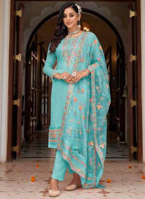 Garb These Salwar Suit in Fine Colored Pair With Bottom And Dupatta.These Top Are Faux Georgette And Bottom Are Fabricated On Santoon Pair With Soft Net Dupatta.Its Beautified With Santoon Inner.Its Beautified With Heavy Designer Embroidery With Diamond Work.