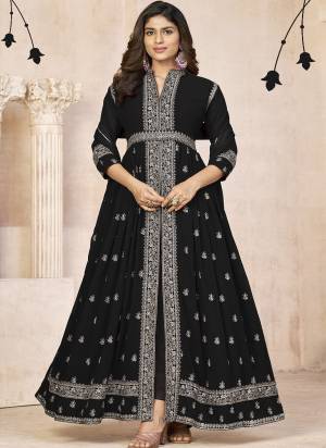 Attrective These Anarkali Suit in Fine Colored Pair With Bottom And Dupatta.These Top Are Georgettee And Bottom Are Fabricated On Santoon Pair With Nazmin Dupatta.Its Beautified With Santoon Inner.Its Beautified With Heavy Designer Embroidery Work.