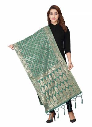 Grab These Beautiful Colored Dupatta.These Dupatta is Fabricated On Banarasi Silk.Its Beautified With Wevon Jacquard Designer.