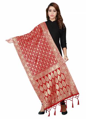 Grab These Beautiful Colored Dupatta.These Dupatta is Fabricated On Banarasi Silk.Its Beautified With Wevon Jacquard Designer.