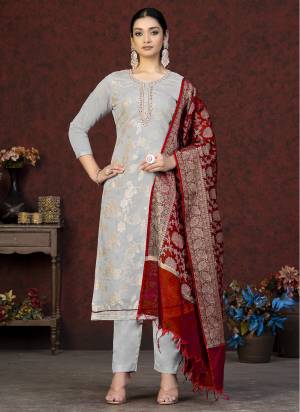 Grab These Salwar Suit in Fine Colored Pair With Bottom And Dupatta.These Top Are Banarasi Silk And Dupatta Are Fabricated On Banarasi Silk Pair With Santoon Bottom.Its Beautified With Wevon Jacquard Designer.