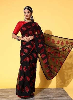 Grab These Party Wear Saree in Fine Colored.These Saree is Fabricated On Georgette Pair With Art Silk Blouse.Its Beautified With Designer Printed, Sequance Embroidery Work.