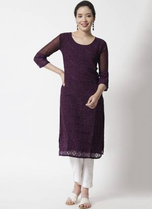 Attrective Looking These Beautiful Looking Readymade Long Kurti.These Kurti is Fabricated On Georgette With Crepe Inner.Its Beautified With Designer Lacknowi Embroidery Work.