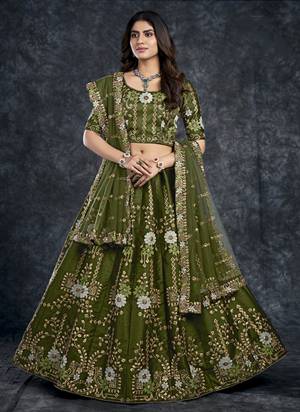 For A Designer Look,Grab These Lehenga Choli in Fine Colored.These Lehenga And Choli Are Fabricated On Italian Silk Pair With Butterfly Net Dupatta.Its Beautified With Designer Thread, Sequance Embroidery,Diamond Work.