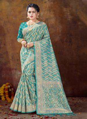 Attrective These Party Wear Saree in Fine Colored.These Saree And Blouse is Fabricated On Organza.Its Beautified With Weavon Designer.