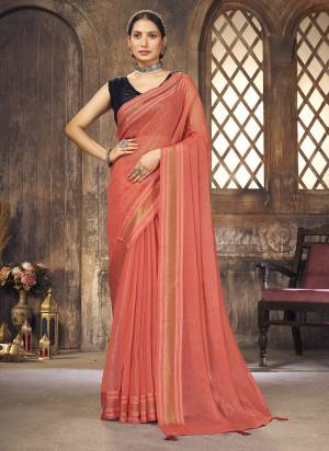 Grab These Party Wear Saree in Fine Colored Pair With Blouse.These Saree Are Simmar and Blouse Are Art Silk Fabricated.Its Beautified With Wevon Designer Patta With Sequance Work Blouse.