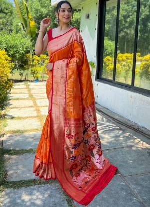 Attrective These Party Wear Paithani Saree With Contrast Blouse in Fine Colored.These Saree And Blouse is Fabricated On Soft Silk.Its Beautified With Weavon Paithani Designer.