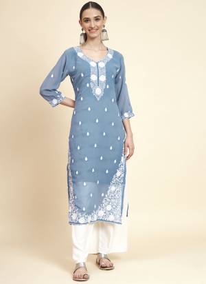 Attrective These Beautiful Looking Readymade Long Kurti.These Kurti is Fabricated On Georgette.Its Beautified With Designer Lakhnowi Chikenkari Thread Embroidery Work.