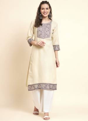 Attrective Looking These Beautiful Looking Readymade Long Kurti.These Kurti is Fabricated On Cotton.Its Beautified With Designer Chikankari Sequance Embroidery Work.