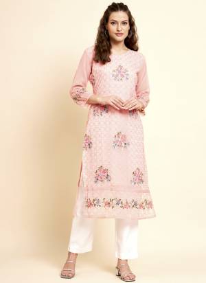 Attrective Looking These Beautiful Looking Readymade Long Kurti.These Kurti is Fabricated On Georgette.Its Beautified With Designer Multy Thread Embroidery Work.