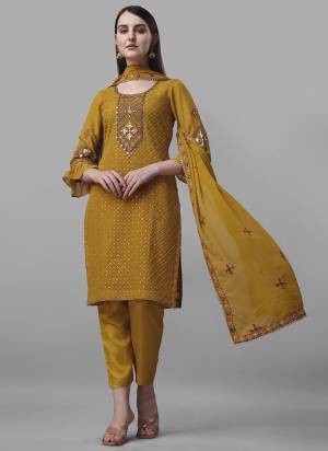 Garb These Salwar Suit in Fine Colored Pair With Bottom And Dupatta.These Top Are Faux Georgette And Bottom Are Fabricated On Santoon Pair With Faux Georgette Dupatta.Its Beautified With Santoon Inner.Its Beautified With Heavy Designer Embroidery Work.