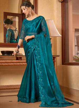 Attrective These  Saree in Fine Colored.These Saree Are Blooming sitara chiffon And Blouse is Fabricated On Blooming sitara chiffon Pair.