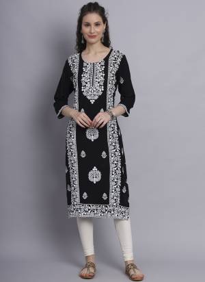 Attrective These Beautiful Looking Readymade Long Kurti.These Kurti is Fabricated On Rayon.Its Beautified With Designer Chickenkari Embroidery Work.