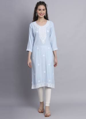 Attrective These Beautiful Looking Readymade Long Kurti.These Kurti is Fabricated On Rayon.Its Beautified With Designer Chickenkari Embroidery Work.