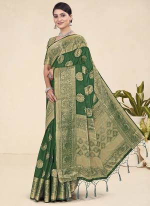 Attrective Looking These Fastival Saree in Fine Colored.These Saree And Blouse is Fabricated On Heavy Viscose.Its Beautified With Heavy Weaving Designer Rich Pallu Butti.