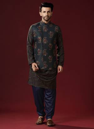 Grab These Festive Wear Mans Wear Kurta With Payjama And Koti in Fine Colored.These Kurta Payjama is Fabricated On Cotton And Terry Rayon Koti.Its Beautified With Designer Printed.