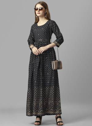 Grab These Beautiful Looking Readymade Long Kurti With Belt.These Kurti is Fabricated On Rayon Slub.Its Beautified With Designer Foil Printed With Belt Work.