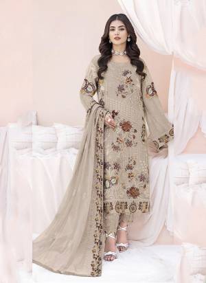 Attrective These Designer Suit in Fine Colored Pair With Bottom And Dupatta.These Top Are Faux Georgette And Dupatta Are Fabricated On Nazmin Pair With Santoon Bottom.Its Beautified With Santoon Inner.Its Beautified With Heavy Designer Floral Sequance Embroidery Work.