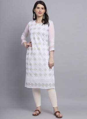 Garb These Beautiful Looking Readymade Long Kurti.These Kurti is Fabricated On Georgette With Crepe Inner.Its Beautified With Designer Chikankari Thread Embroidery Work.