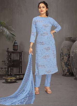 Attrective These Suit in Fine Colored Pair With Bottom And Dupatta.These Top Are Italian Crepe And Dupatta Are Fabricated On Georgette Pair With Italian Crepe Bottom.Its Beautified With Designer Digital Printed.