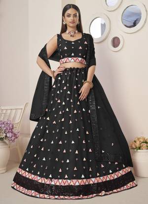 For A Fancy Designer Look,Grab These Lehenga Choli With Dupatta in Fine Colored.These Lehenga And Choli Are Net And Dupatta Are Fabricated On Net Pair.Its Beautified With Designer Thread,Sequance Embroidery Work.