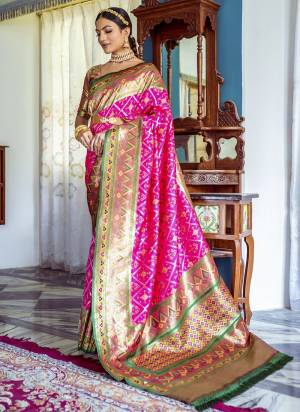 Attrective Looking These Festive Wear Saree in Fine Colored.These Saree And Blouse is Fabricated On Soft Banarasi Silk.Its Beautified With Fancy Meena And Jari Wevon Designer.