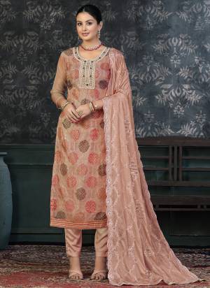 Attrective Looking These Suit in Fine Colored Pair With Bottom And Dupatta.