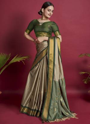 Attrective This Partywear Saree Paired With Blouse.This Saree And Blouse Are Lichi Soft Silk Based Fabric With Weaving Jari Designer. Buy This Pretty Saree Now.