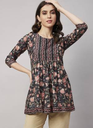 Attrective These Beautiful Looking Readymade Short Kurti.These Kurtis Fabricated On Chinon.Its Beautified With Designer Digital Printed.