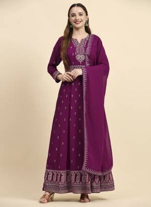 Attrective These Anarkali Suit in Fine Colored Pair With Bottom And Dupatta.These Top Are Faux Georgette And Bottom Are Fabricated On Santoon Pair With Faux Georgette Dupatta.Its Beautified With Santoon Inner.Its Beautified With Designer Coding,Sequance Embroidery Work.