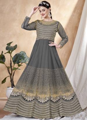 Grab These Designer Paty Wear Anarkali Suit in Fine Colored Pair With Bottom And Dupatta.These Top And Dupatta Are Fabricated On Net Pair With Santoon Bottom.Its Beautified With Santoon Inner.Its Beautified With Heavy Designer Sequance Embroidery Work.