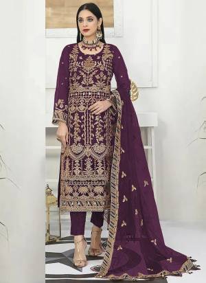 Attrective These Designer Suit in Fine Colored Pair With Bottom And Dupatta.These Top And Dupatta Are Fabricated On Net Pair With Santoon Bottom.Its Beautified With Santoon Inner.Its Beautified With Heavy Designer Embroidery Work.